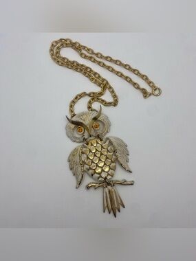 Vintage 1970s Articulated Two-Tone Owl Statement Necklace